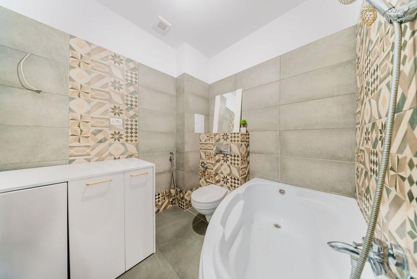 Apartament 3 camere de vânzare – Pârneava