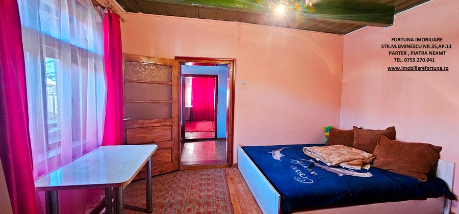 Casa individuala P+M,casa batraneasca locuibila si 805mp teren,Savinesti