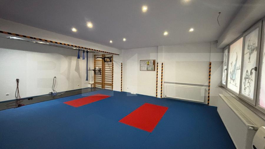 Spațiu comercial open space, demisol, 82 mpu, ideal fitness sau sală sport