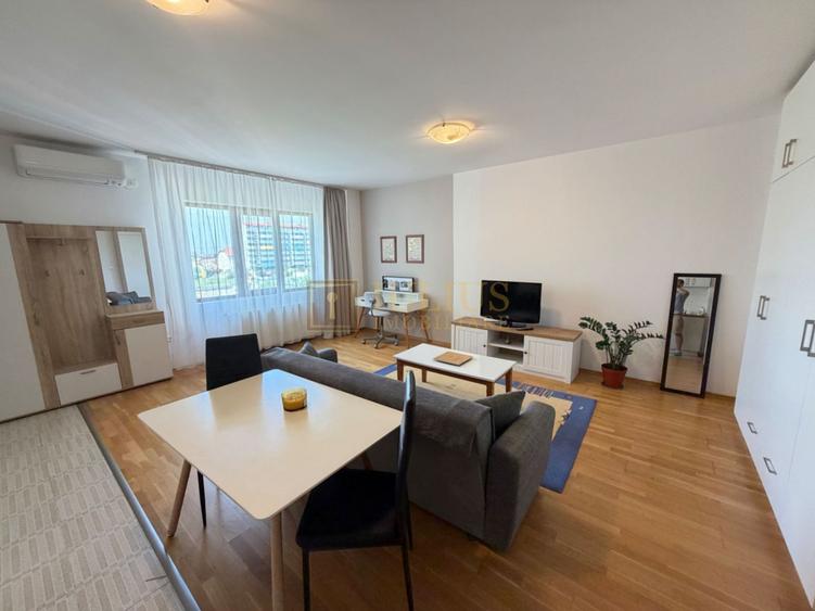 Toronto Residance, 1 camera, spatios, centrala proprie., aer conditionat, lift.