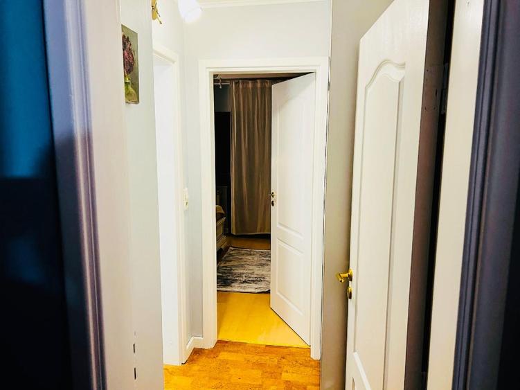 Apartament 2 camere, 63 mp – zona Decebal / Piața Alba Iulia – bloc 1990, etaj 3