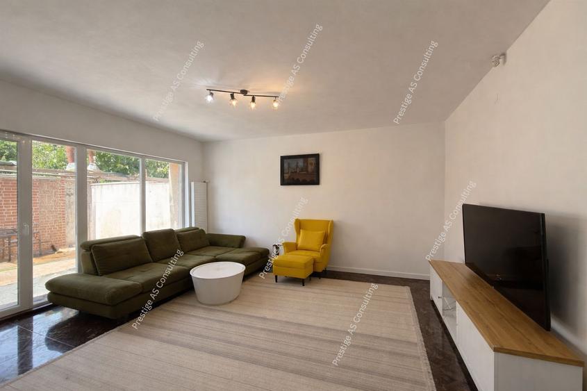Vila individuala renovata complet | 6 camere | 500 mp teren | Str Jean Monnet