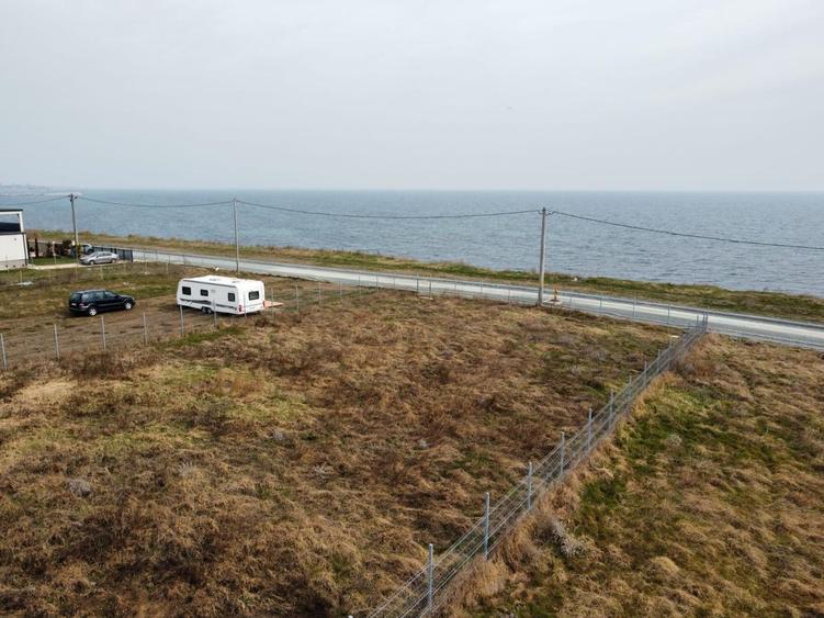 Vand teren in Costinesti zona Golful Francez  randul 2 de la Marea Neagra