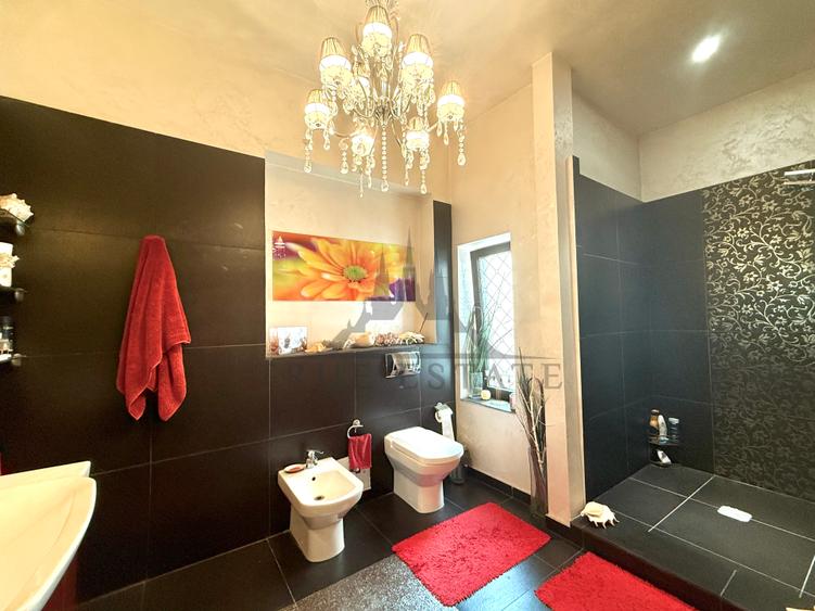 Duplex in vila consolidata cu gradina proprie