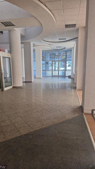 De vanzare Spatiu Comercial / Cladire de birouri - Sibiu Centru