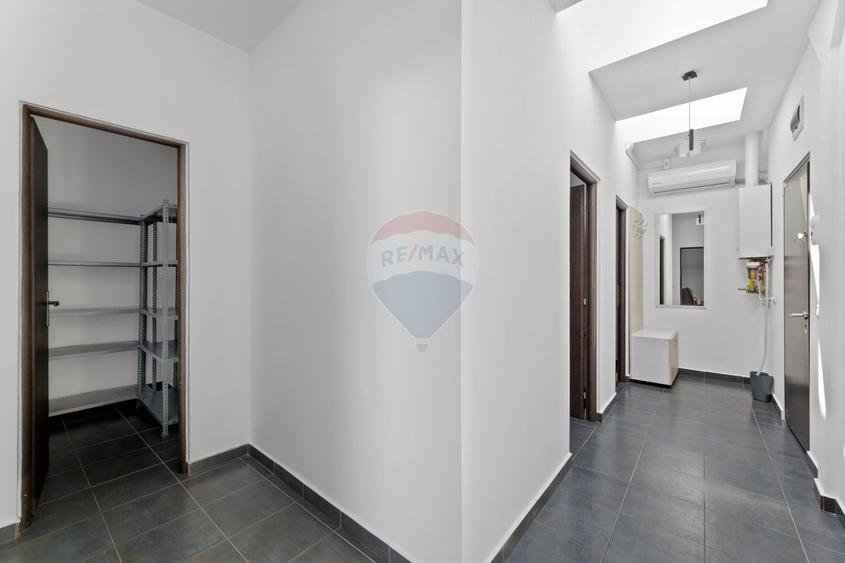 Apartament 2 camere, de închiriat în clădire privată zona Ultracentral