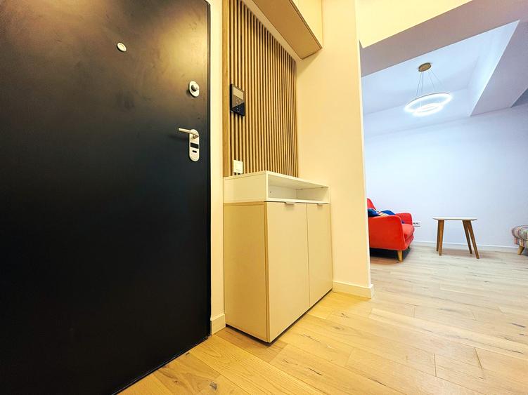 Apartament de doua camere oferit spre inchiriere -pret usor negociabil