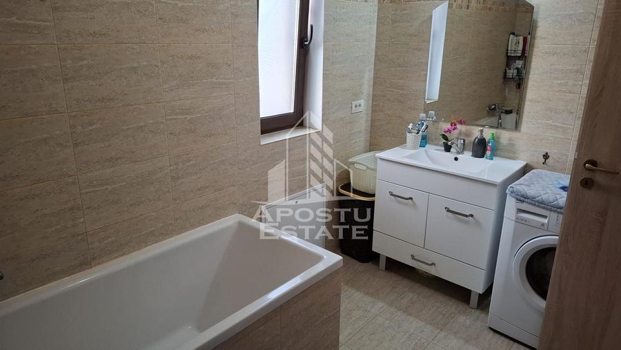 Duplex în Mosnita Noua situat în apropiere de drumul principal.