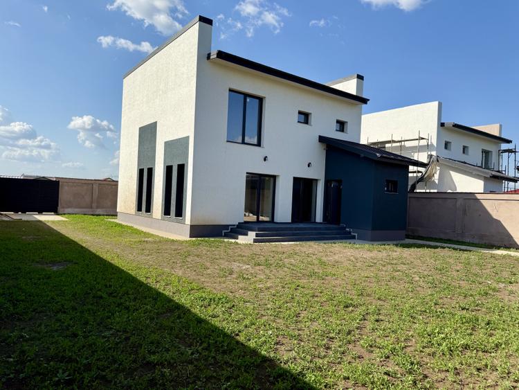 Vilă modernă cu 4 camere | Încălzire în pardoseală | Teren 505 mp