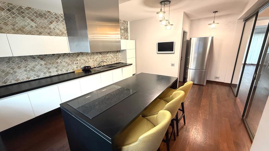 Vila 6 camere complex residential Iancu Nicolae