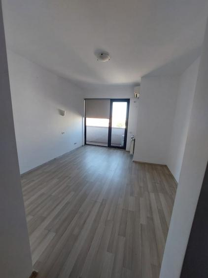 Bd. MAMAIA, spatiu BIROURI, 103 mp.
