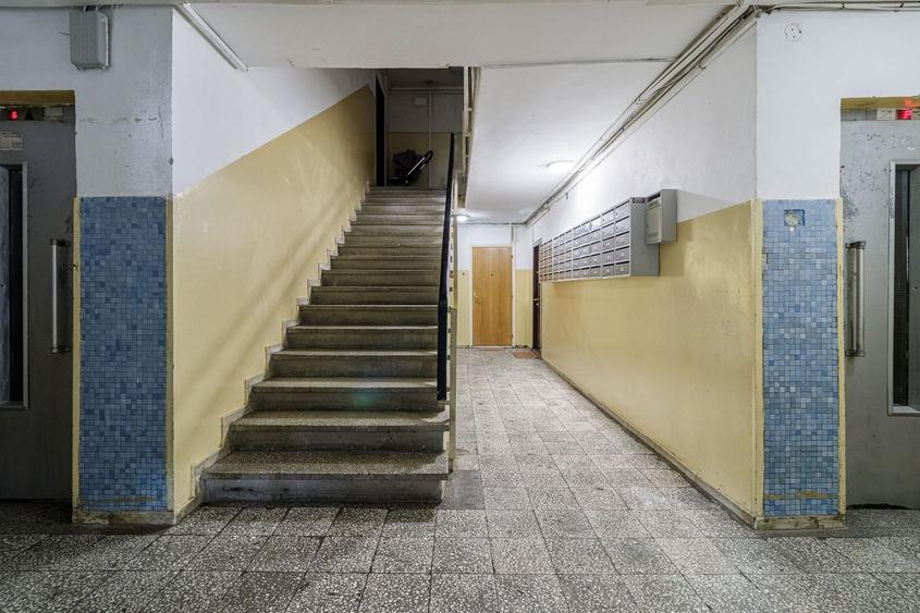 3 camere etaj 3 din 10 Parcul Moghioros