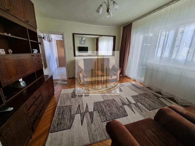 Apartament cu 3 camere de închiriat – Zona Girocului