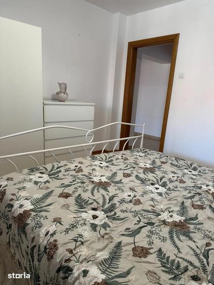 P-ta Romana 4 camere renovat cu 2 bai si balcoane + parcare