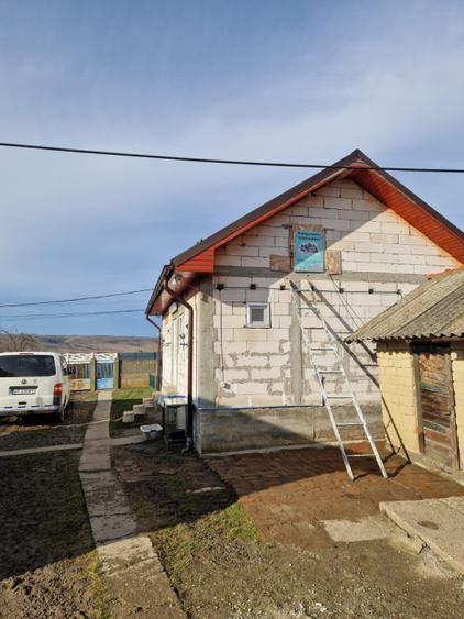 Casă de vânzare, 47.70 mp utili, Găvănești -Olt