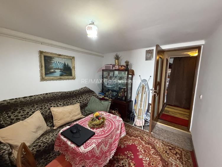 Casă cu teren si demisol In Tifesti - 14