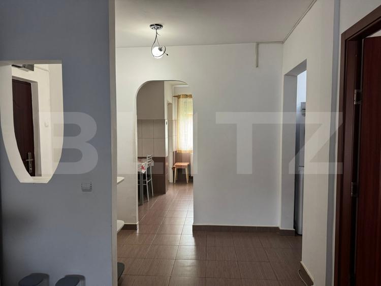 Apartament 3 camere, 72 mp, mobilat și utilat, zona Blocuri