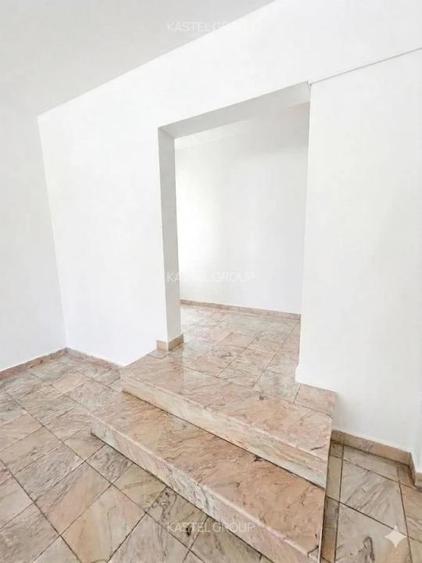 13 Septembrie-spatiul comercial renovat stradal