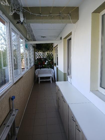 Proprietar vand apart. 2 camere decomandat mobilat utilat Solstitiului 27