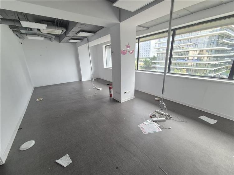 Zone 313 spatii de birouri