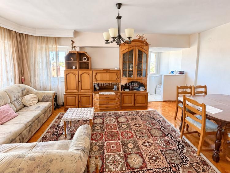 Apartament 3 camere| 81 mp + 2 balcoane| zona Centru - 2