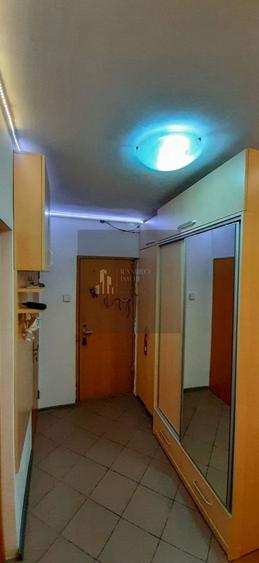 Apartament 3 camere, decomandat, 13 Septembrie