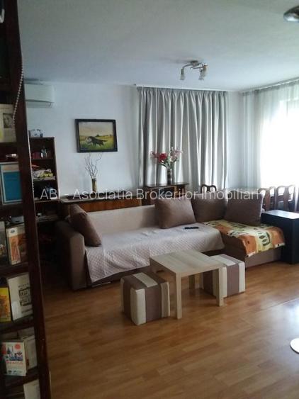Vila 4 camere,3 bai, 2 balcoane, 1000 mp teren in Chiajna - 3