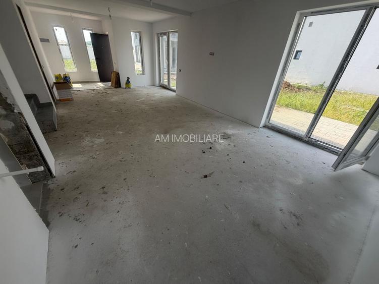 CASA SINGULARA - 4 CAMERE, TOATE UTILITATILE, TEREN 400 MP, COMIS 0% - 7