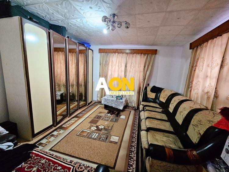 Casa locuibila cu 3 camere, cu pivnita, Cetate, zona Liceului Sportiv