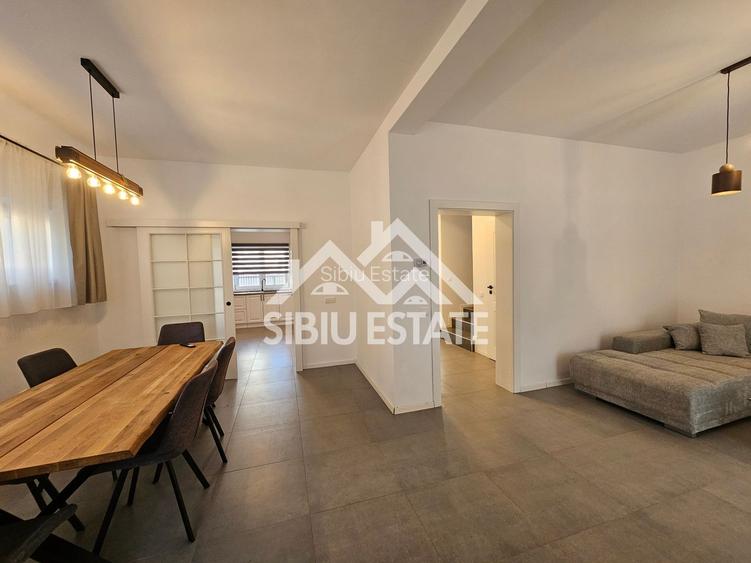 Casa de inchiriat 4 camere, 2 bai - 24