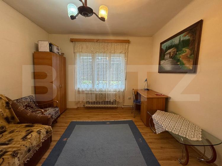 Casa cu 6 camere in Hunedoara zona Zlasti