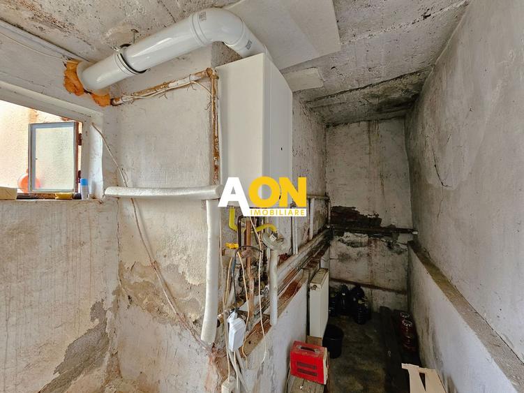 Casa 3 camere, 2 bai, mobilata, utilata, 645 mp teren, zona Lipoveni