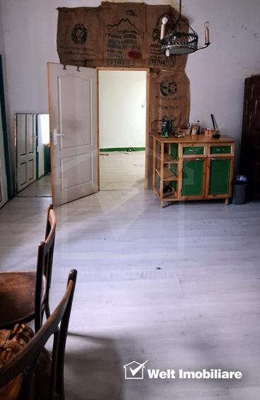 Vanzare apartament 4 camere, ultracentral, posibilitate investitie