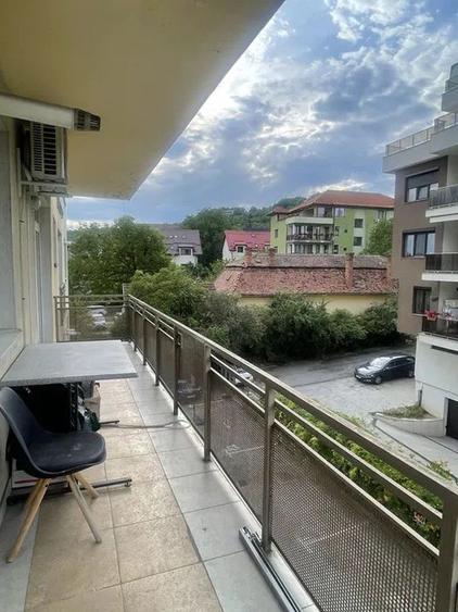 De vânzare apartament modern cu 2 camere și terasă generoasă – Grigorescu