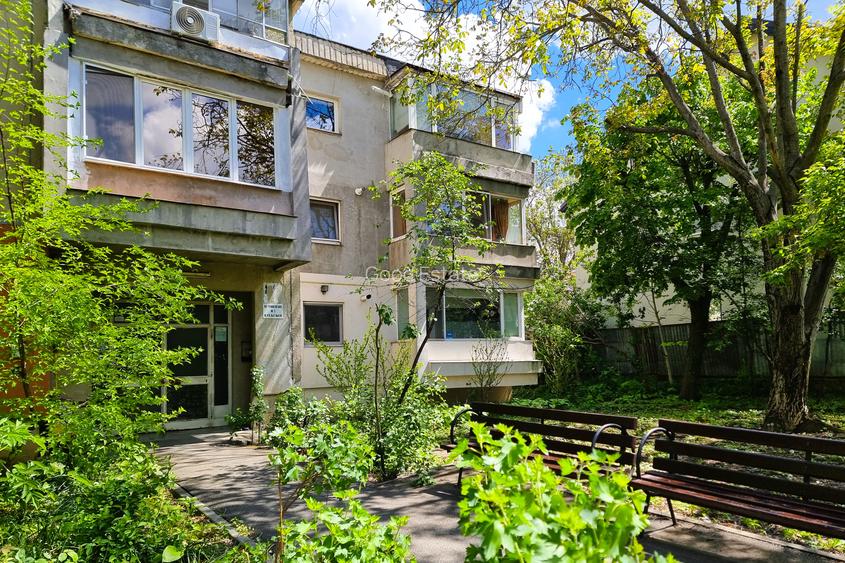 Vanzare 4 camere Etaj 1 bloc 1980 Str. Floare de Cais Central Otopeni - 2