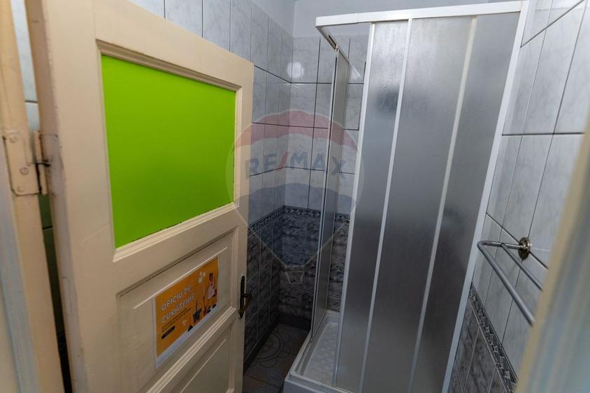 Casă / Vilă cu 6 camere de închiriat în zona Centru Vechi