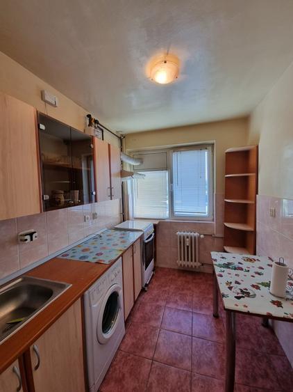 Apartament cu 2 camere de inchiriat in Drumul Taberei/Piata Moghioros