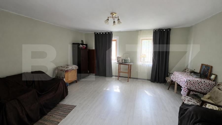 Casa de Vanzare in Teaca de 3 camere cu 11 arii teren