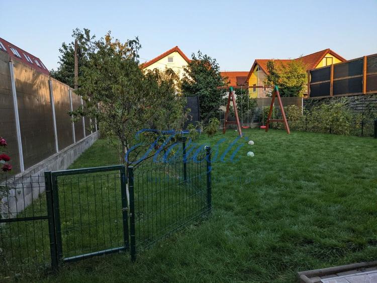 Casa 5 camere, 242 mp, zona Somesului