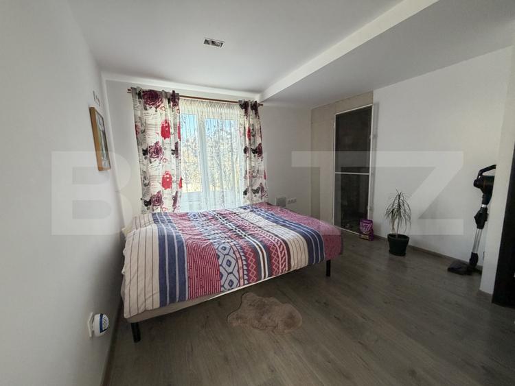 Casa cu 4 camere,baie, bucatarie, teren 800 mp