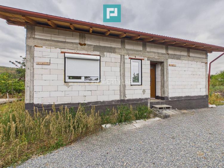 Casă nouă cu 3 camere, în localitatea Miniș, Arad - 3