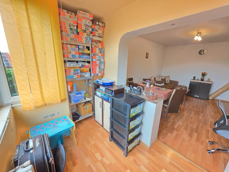 Ocazie! Cartier Stefan cel Mare confort 1 decomandat etaj intermediar, parcare