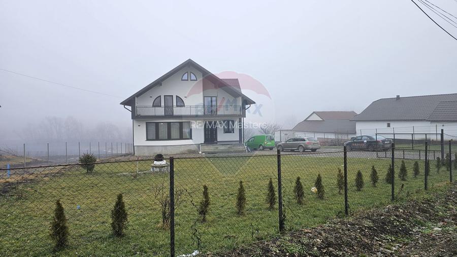 Casă / Vilă de lux, Moara Nica, Suceava - 13