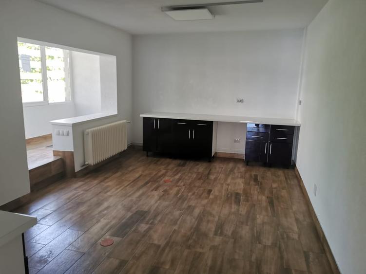 Spatiu , zona Spitalul Judetean