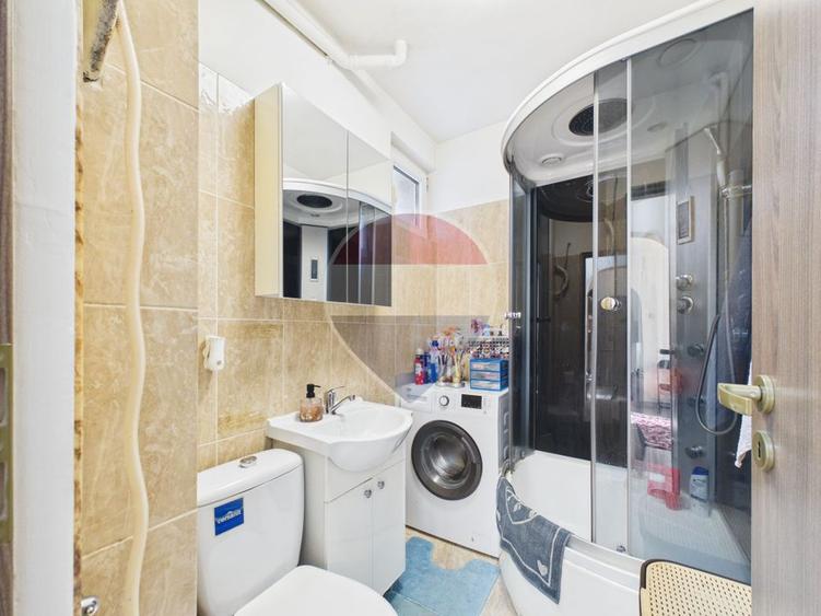 Apartament 3 camere de vanzare Rahova-Alexandriei