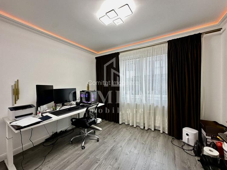 Apartament la cheie | Parcare | Zona Str Porii - 12