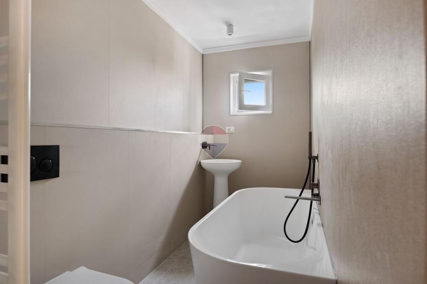 Apartament cu 3 camere Piata Mica