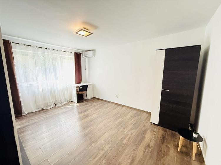 Șagului – Rebreanu – Carrefour | 1 cameră | Decomandat | Etaj 2
