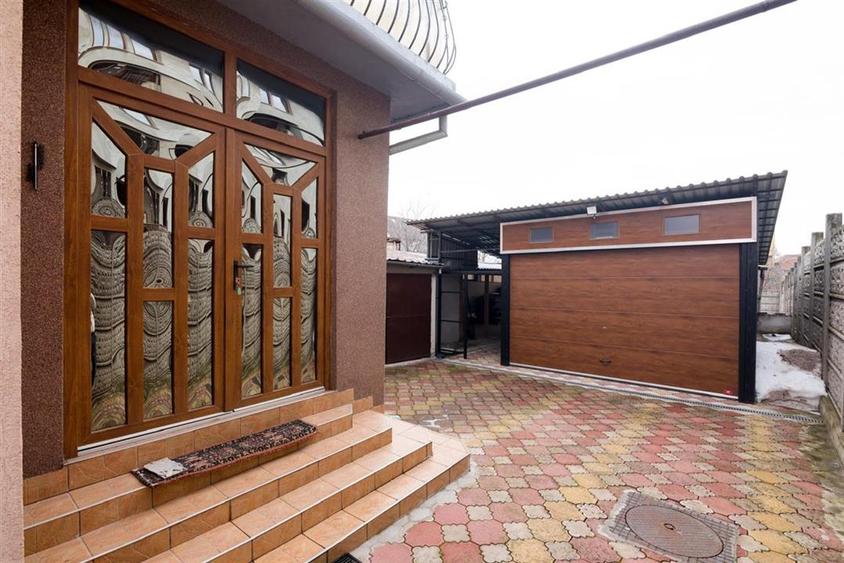 RECO Casa cu 4 camere la 5 minute de centru (Olosig) -Oradea-curte si acces aut