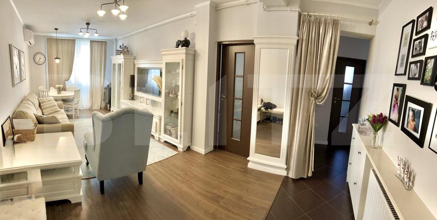 Penthouse cu scara interioara, 85 mp utili, 3 camere, 2 Terase, zona Centru